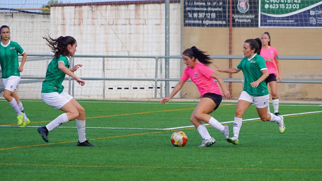 Regina Campa with Mislata CF in Valencia Spain