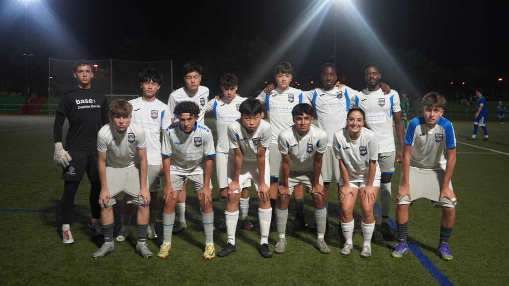 Regina Campa with Spain Rush SPF - Academy Game with the boys team